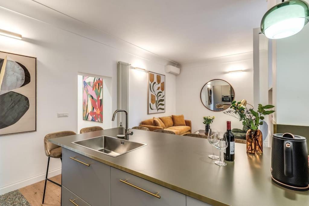 3 Bedroom Via Genova Monti Area Apartamento