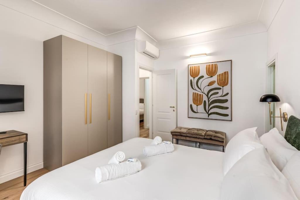 3 Bedroom Via Genova Monti Area * Roma