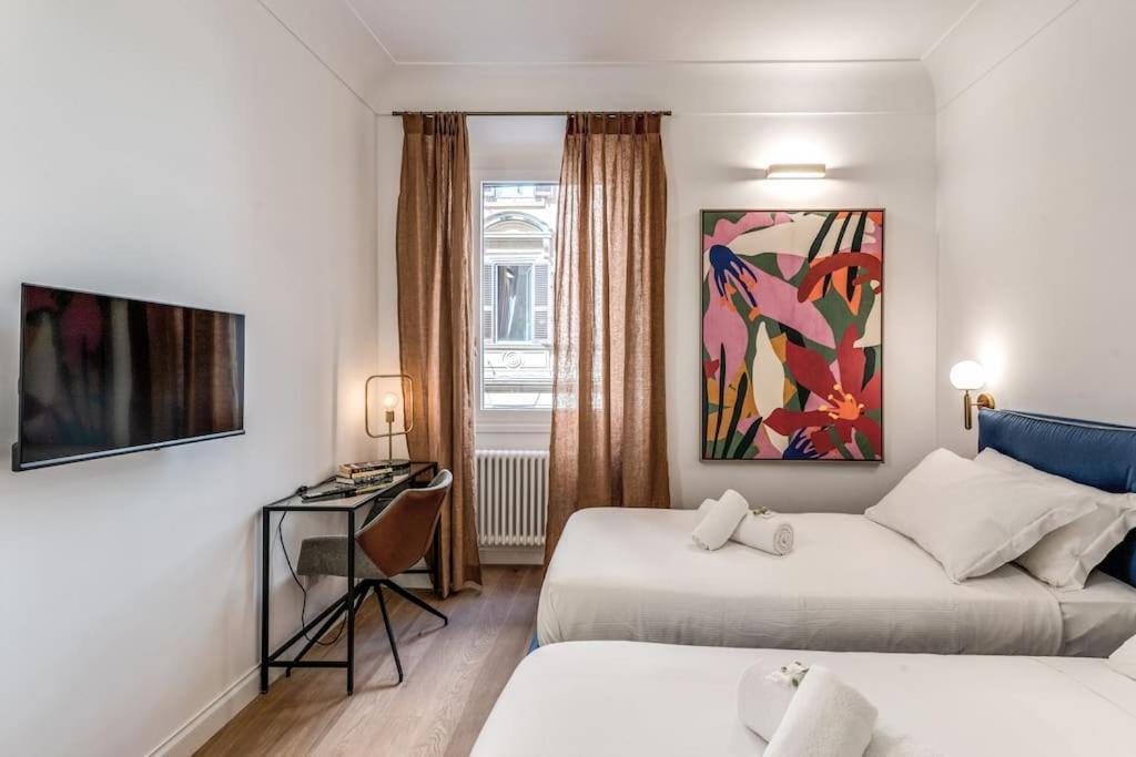 Appartamento 3 Bedroom Via Genova Monti Area