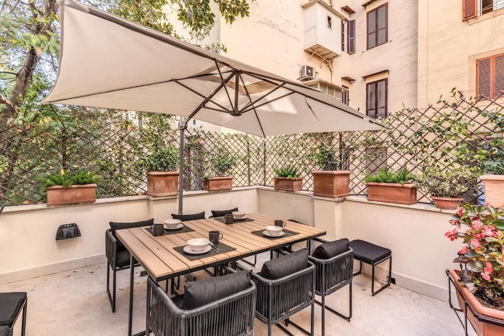 3 Bedroom Via Genova Monti Area * Roma